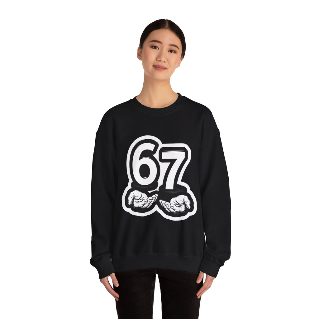 Tr3ndyBiz Sweatshirt "6’7" with Hands Vintage Streetwear