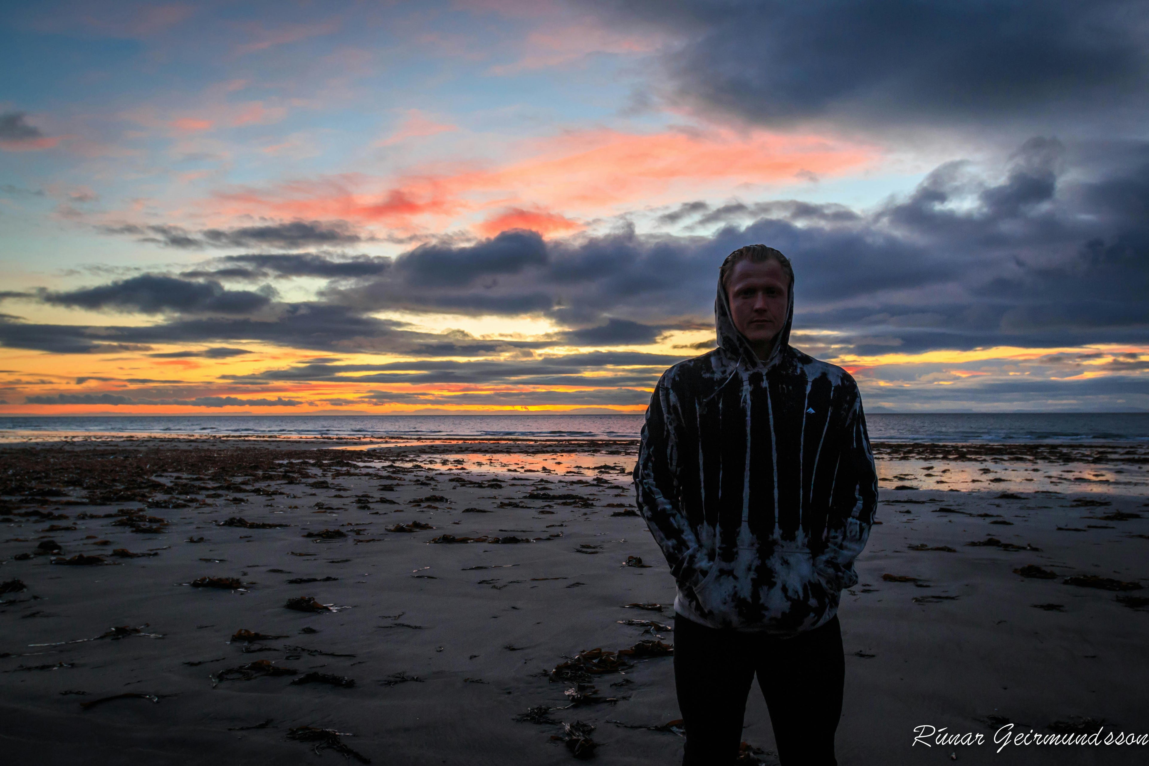 Tr3ndyBiz Retro Vibes Drop 9